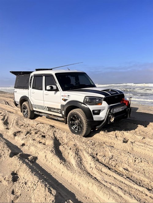 Mahindra Scorpio Pik-Up 2.2 mHawk S6 Double Cab 4x4